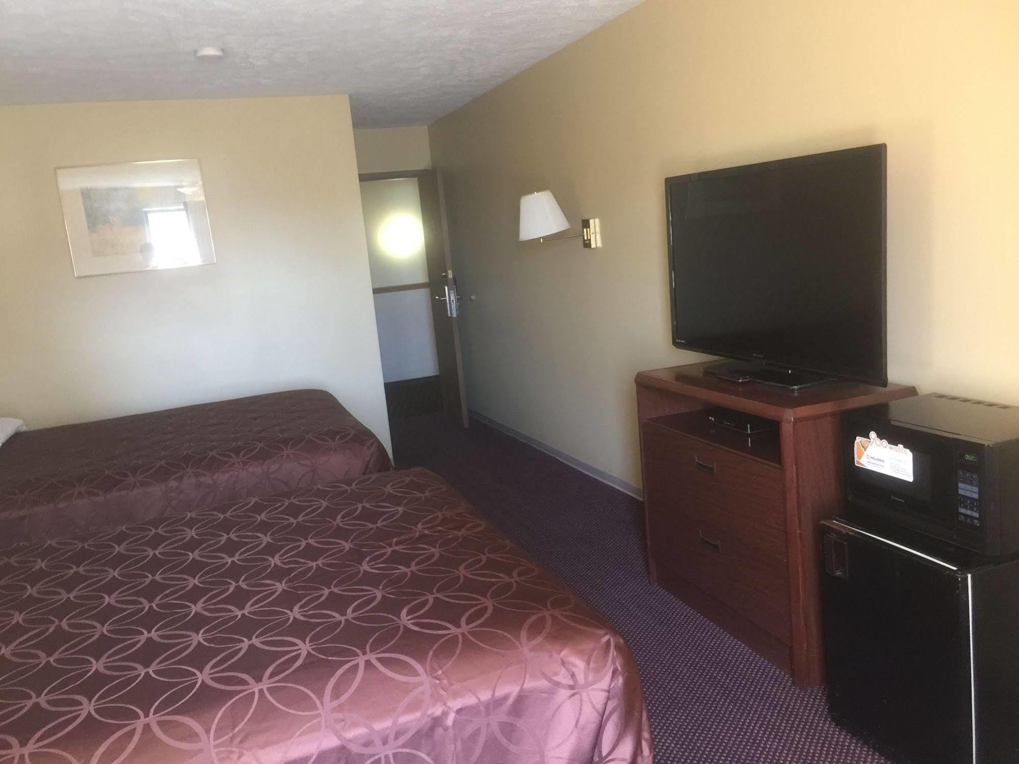 Budgetel Inn & Suites Fort Scott Eksteriør billede